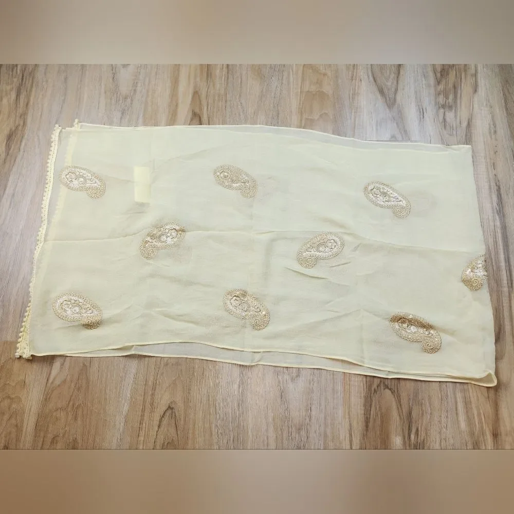 🔺️NWT Cream Embroidered Sequined Paisley Rayon Scarf